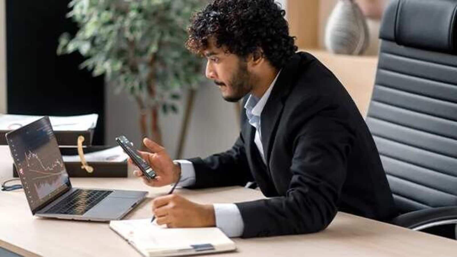 Money and Mental Health: 4 key ways to achieve financial success while safeguarding mental health in online trading