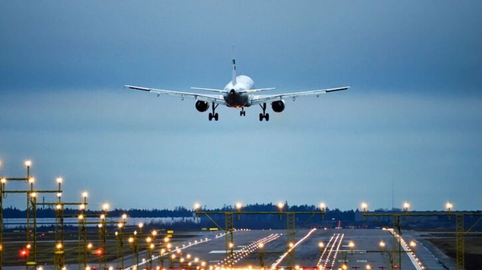 Aviation industry upset over jet fuel prices, seeks tax sops