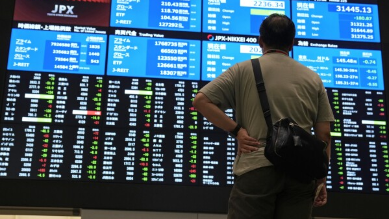 Hang Seng leads gain as markets rebound as treasury yields ease, Trump’s tax bill advances
