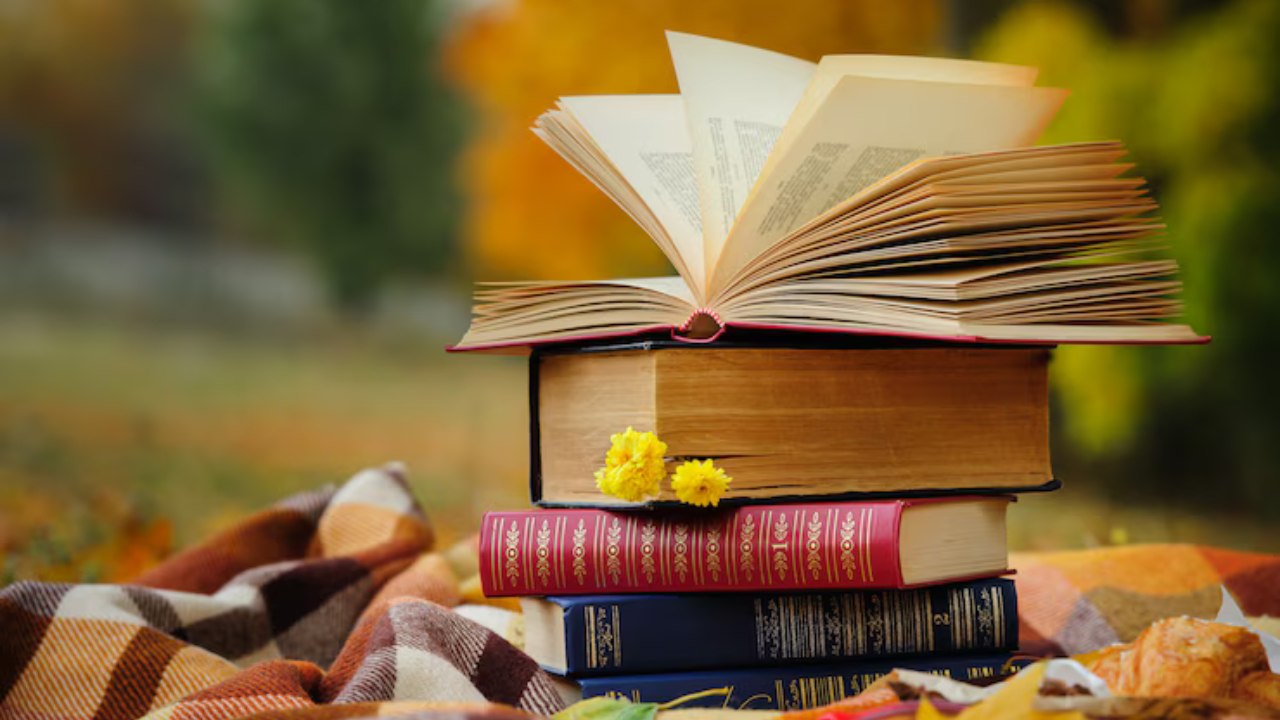 Tracing the Blueprint to Understand Human Behaviour: 6 Must-Read Books That Will Transform the Way You Communicate