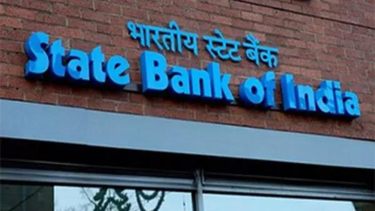 State Bank India cuts SB rate to lowest, FDs’ by 25 base points