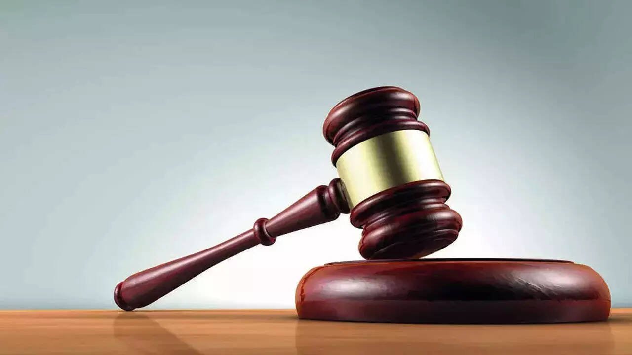 ‘Kuch hi apne the, woh bhi ab begane huye’: Rohini court judge pens poem on broken ties while granting bail to man in property dispute case